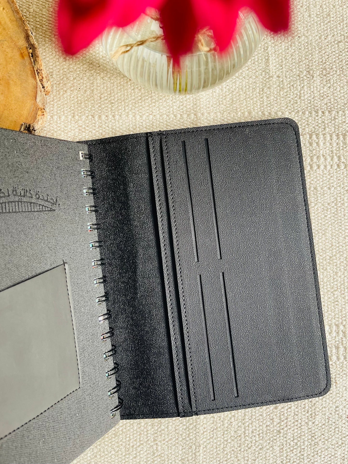 Leather spiral-bound agenda