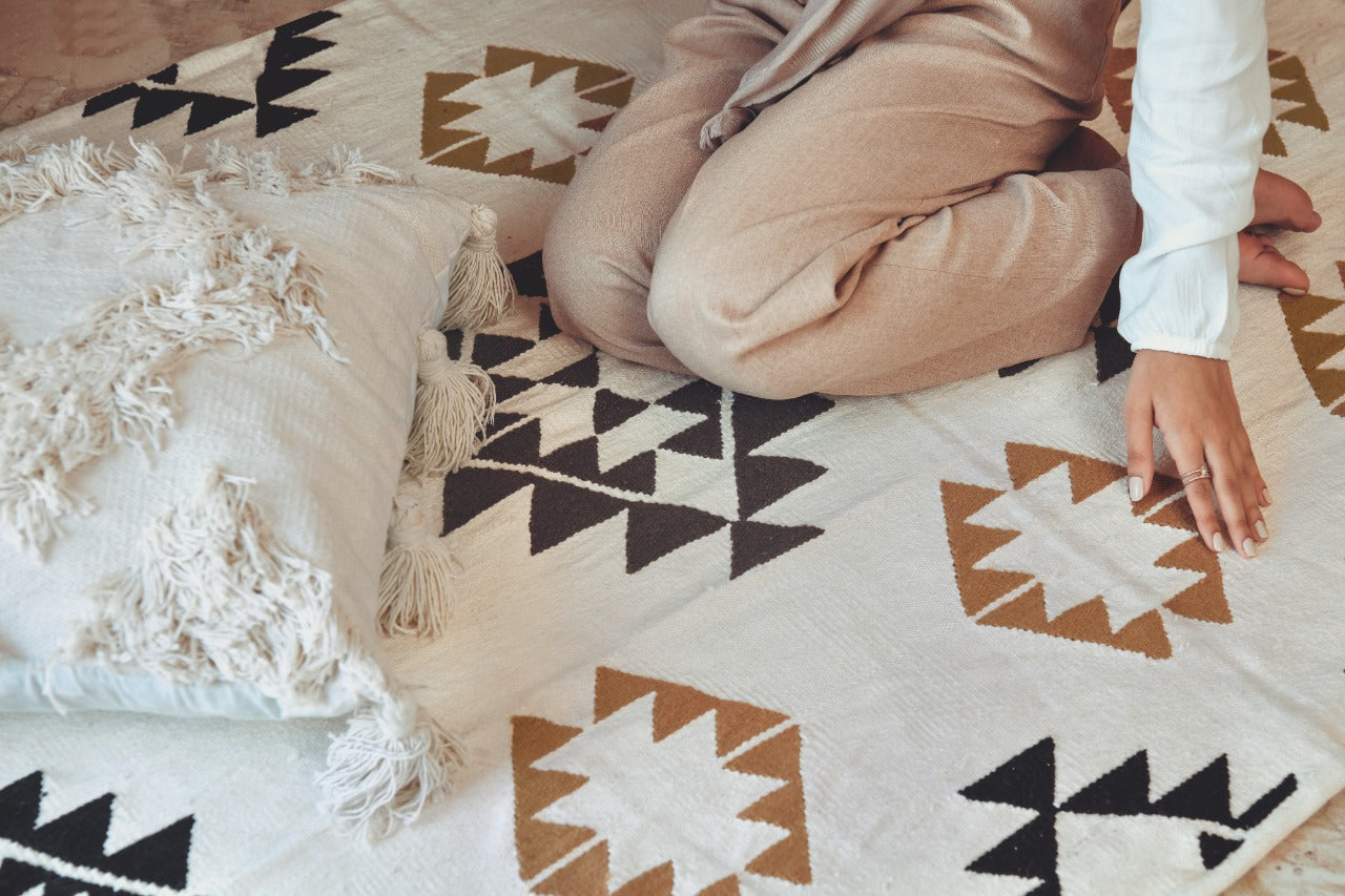 Ivory pillow cover