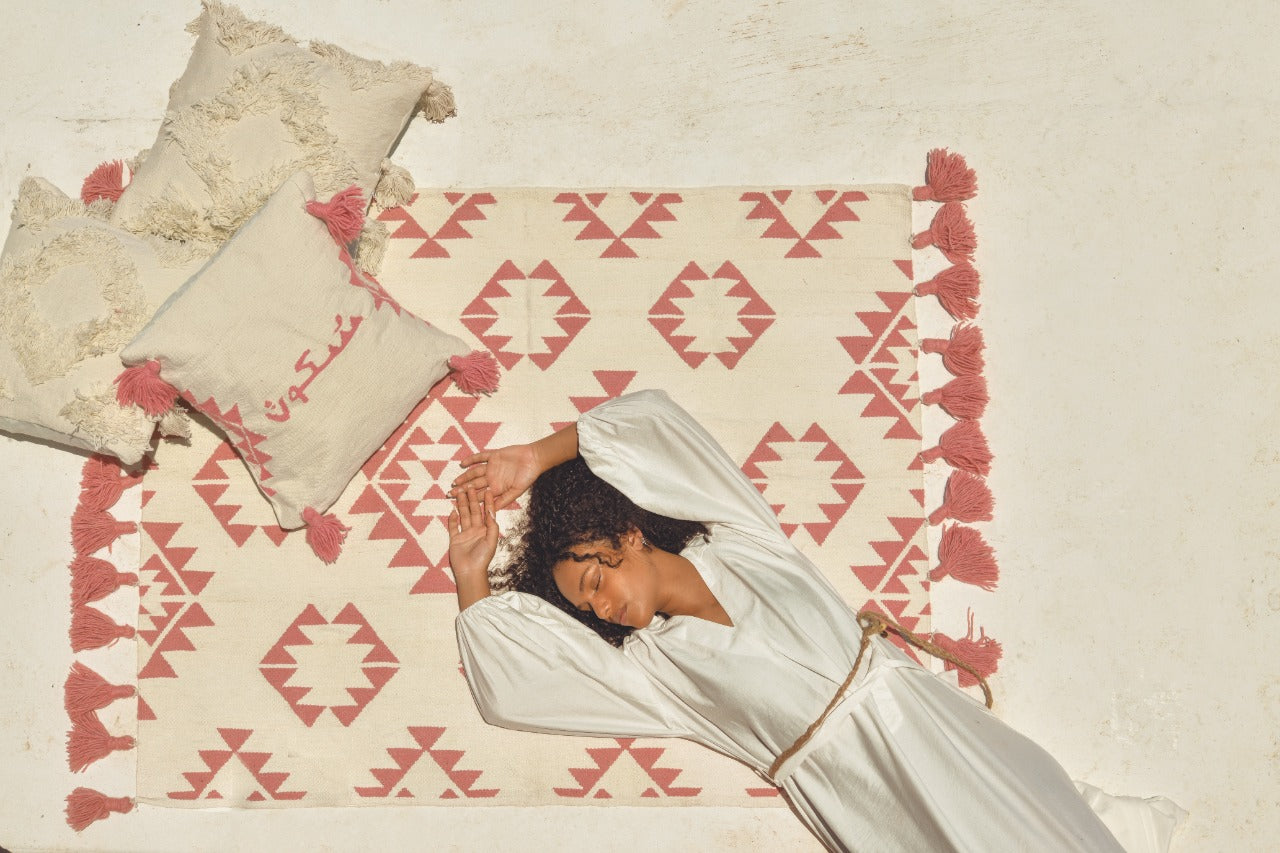 Ivory pillow cover